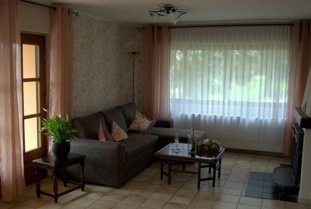 Appartement Casavitis Erholung Am Weinberg à Lontzen Extérieur photo